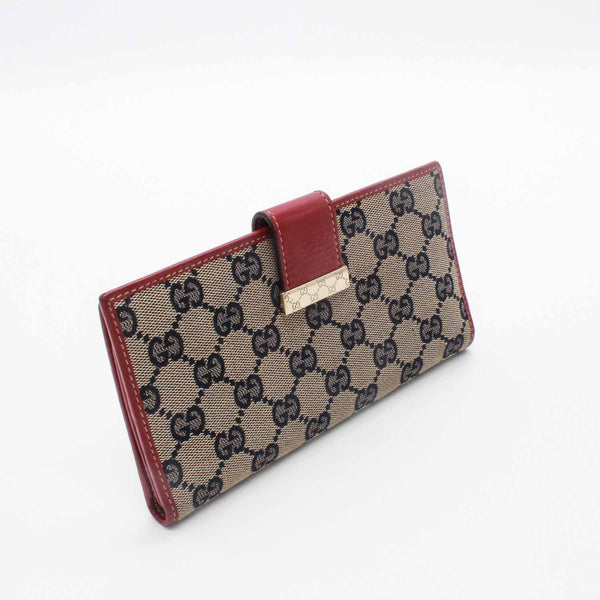 Gucci wallet