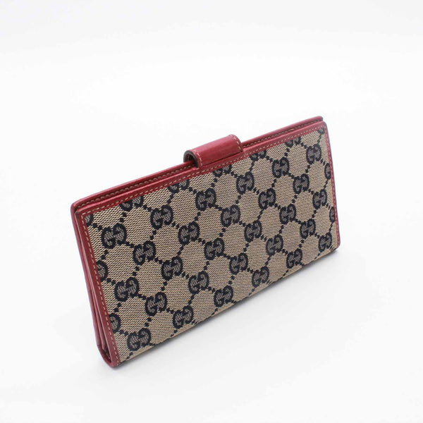 Gucci wallet